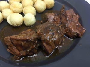 Recette-civet-de-chevreuil-a-la-biere-et-au-pain-d-epice