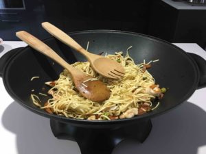 Nouilles sautees au poulet