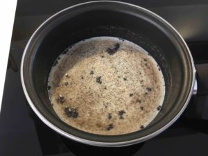Recette gâteau à la crème pâtissière et à la rhubarbe