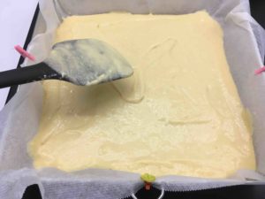 Recette-gateau-a-la-creme-patissiere-et-a-la-rhubarbe
