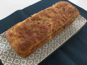 Recette-cake-au-jambon-et-aux-champignons-de-paris