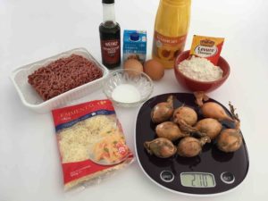 Recette-cake-parmentier-au-boeuf-et-aux-oignons-caramelises