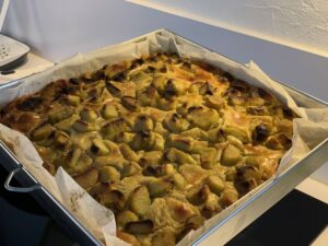Recette gâteau à la crème pâtissière et à la rhubarbe