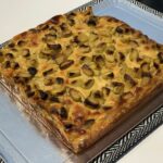 Gâteau à la crème pâtissière et à la rhubarbe
