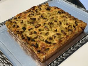Recette gâteau à la crème pâtissière et à la rhubarbe