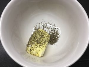 Recette roti de lotte au lard et beurre de thym