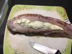 Recette rôti de lotte au lard et beurre de thym