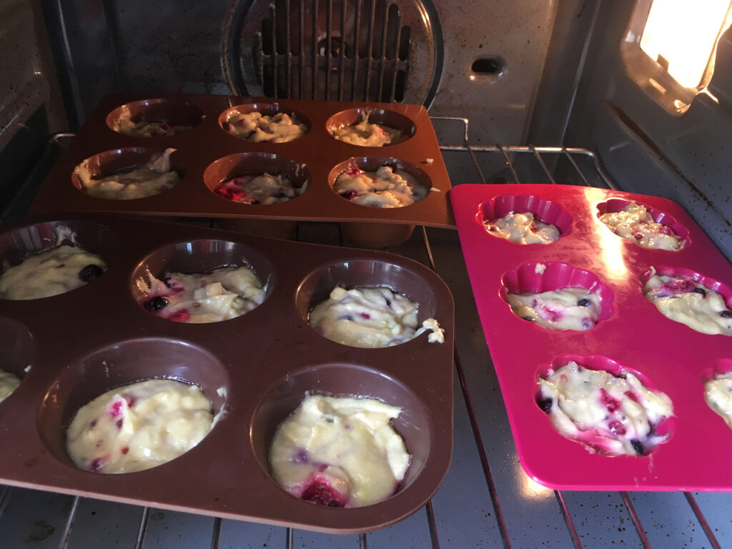 Recette muffins aux fruits rouges - Cuire au four 20 min à 180°C