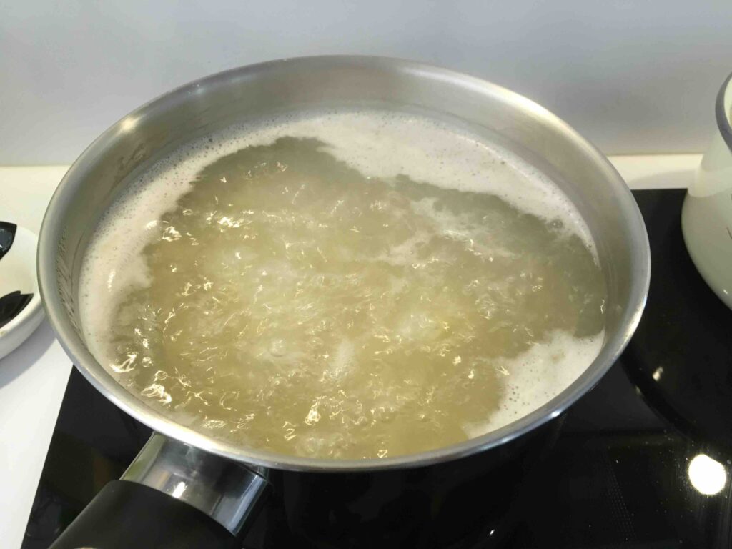 Recette orecchiette brocolis saucisse -Faites cuire les pâtes