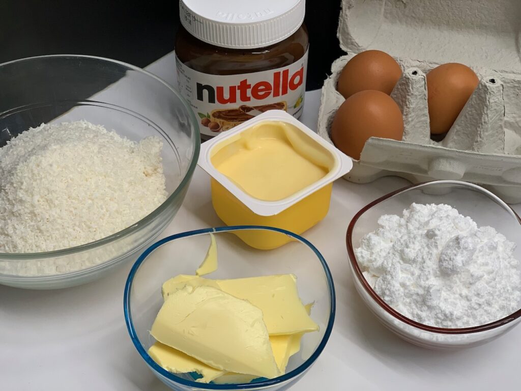 Recette crème vanille-coco au coeur nutella -Préparer tous vos ingrédients pour être sûr de ne manquer de rien.