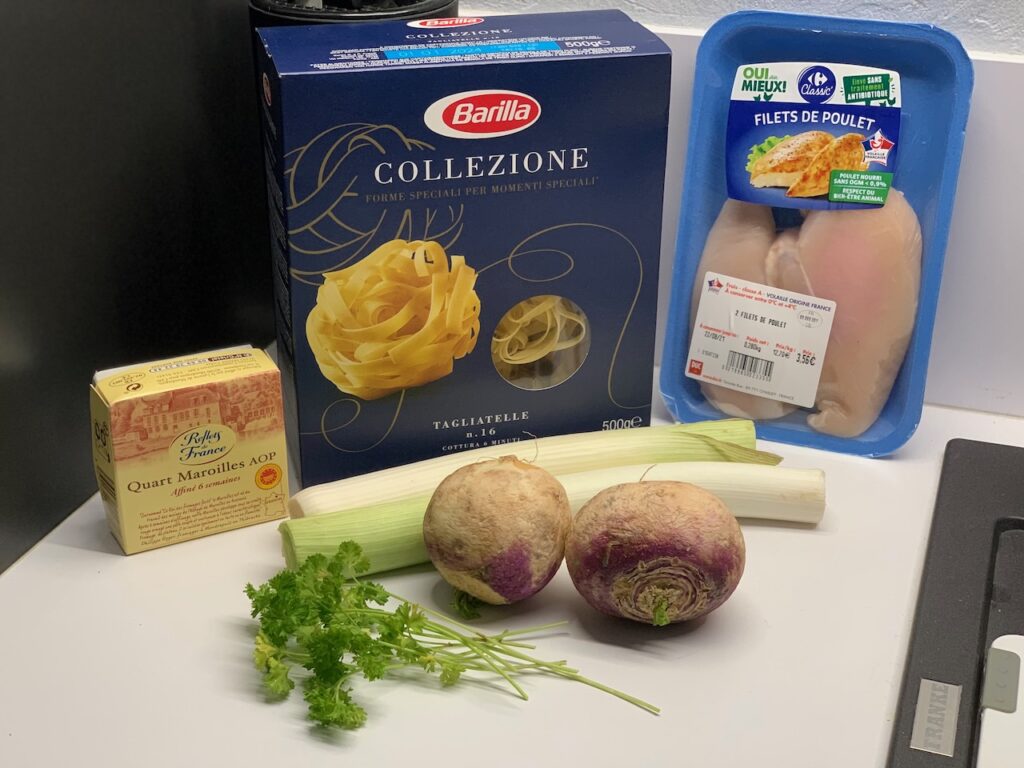 Recette tagliatelles au poulet et au maroille - Préparer tous les ingrédients nécessaires à votre recette